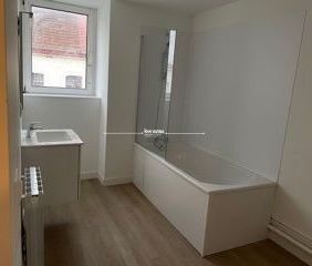 Appartement à louer, 3 pièces - Armentières 59280 - Photo 3