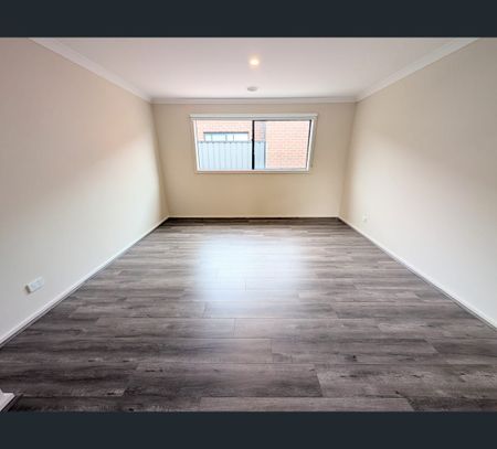 70 Streamside Drive, Craigieburn, Vic 3064 - Photo 3