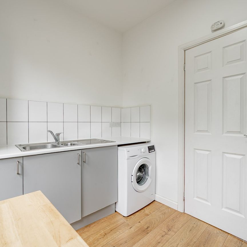 Saint Ninian Terrace - Photo 1