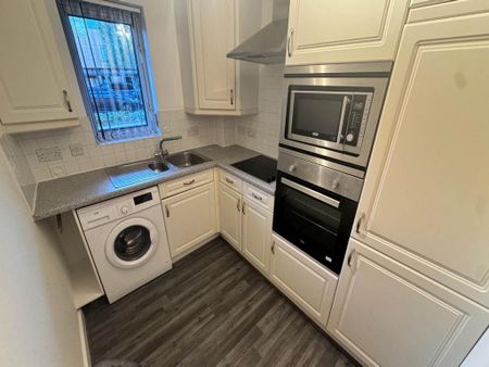 2 bedroom flat to rent - Photo 5