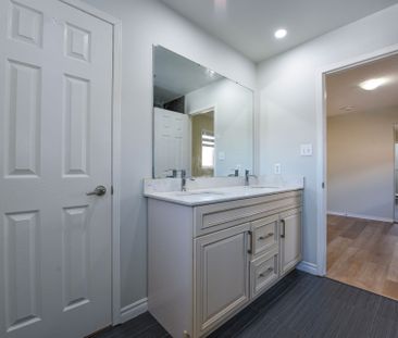 For Lease - 6416 Hampden Woods Road, Mississauga, Ontario - Photo 6