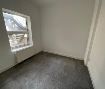 Apt 1, 10 Cliftonville Avenue, Apartment 1, Belfast, BT14 6BX - Photo 2