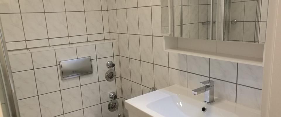 Apartment mit einem raffinierten Clou komplett möbeliert - Foto 1