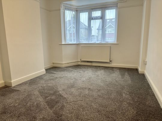 Alberta Avenue, Cheam - Photo 1