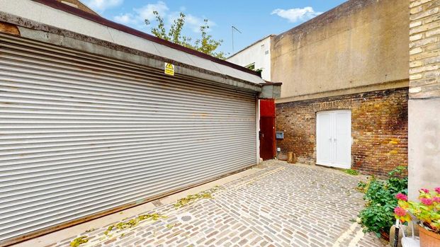 3 bedroom terraced house to rent - Photo 1