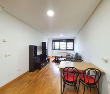 Alquiler de piso en Avenida Langreo, 4 - Photo 5