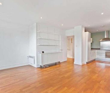 Island House, London, E3 - Photo 4