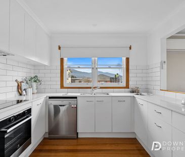 64 ashbourne grove, west moonah tas 7009 - Photo 2