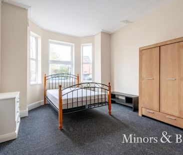 1 bedroom in a house share to rent - Photo 1