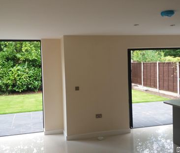 4 bed Detached in Fishers Drive Dickens Heath, Solihull, B90 1QH - Photo 1