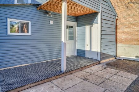 For Lease - 297 Sherbrooke Street, Peterborough, Ontario - Photo 3