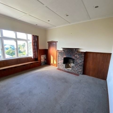 27B Helston Road, Johnsonville - Photo 1