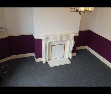 2 Bed Terraced House, Colwyn Mount, LS11 - Photo 1