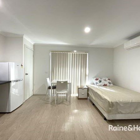 Rooming House with Utilities Usage Included - Photo 3