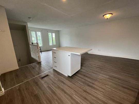 For Lease - 38 Mayfair Drive Unit# MAIN, Welland, Ontario - Photo 1