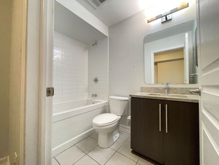 For Lease - 238 Besserer Street Unit# 307, Lower Town - Sandy Hill, Ontario - Photo 4