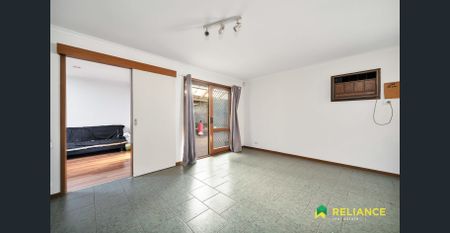 Beautiful opportunity closer to Werribee Plaza Shopping Centre!!! - Photo 2