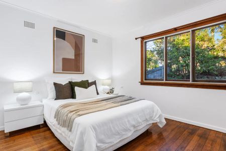 19 Murralong Road, - Photo 2