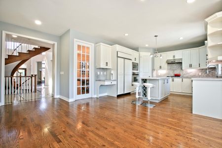 For Lease - 53 Aldershot Crescent, Toronto, Ontario - Photo 4
