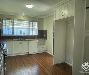 2 Bedroom 1 Bathroom Walking Distance to Hospital - Photo 6