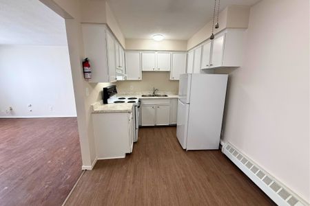 For Lease - 301 West Street Unit# 8, Orillia, Ontario - Photo 4