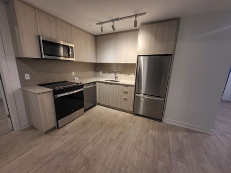 For Lease - 720 Whitlock Avenue Unit# 301, Milton, Ontario - Photo 3
