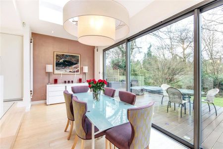 5 bedroom detached house to rent - Photo 4