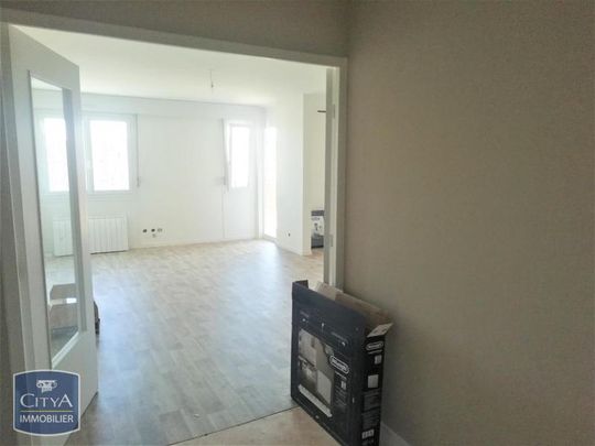 Location Appartement 4 pièces 78m² CHALON SUR SAONE 71100 - Photo 1