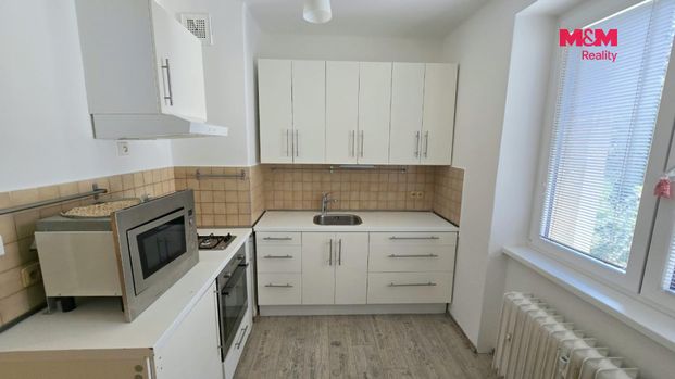 Pronájem bytu 2+1 65 m² - Photo 1