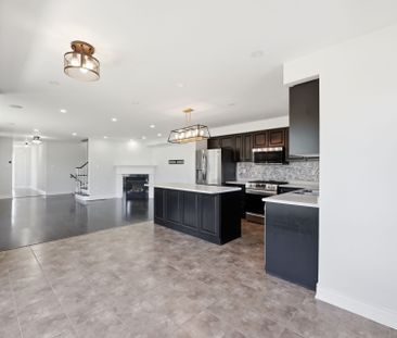 For Lease - 15 Mcphail Place, Hamilton, Ontario - Photo 2