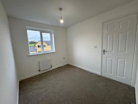 3 bedroom detached house to rent - Photo 3
