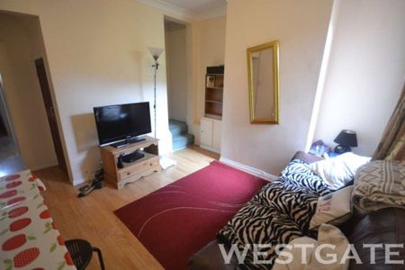 3 Bed - Pitcroft Avenue, Reading - Photo 3