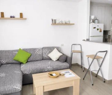 Apartamento en alquiler en Playa del Cura - Photo 3