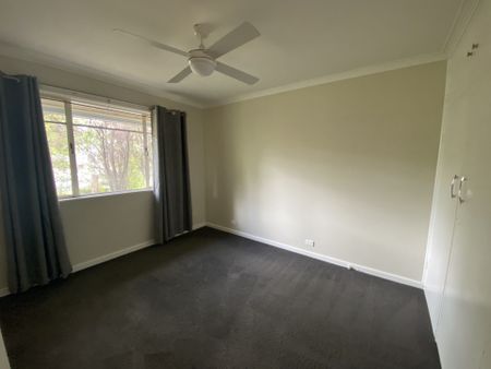 20 Clarence Avenue, Kennington - Photo 4