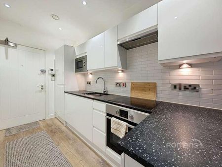 Garrard House, Garrard Street, Reading, RG1 - Photo 4