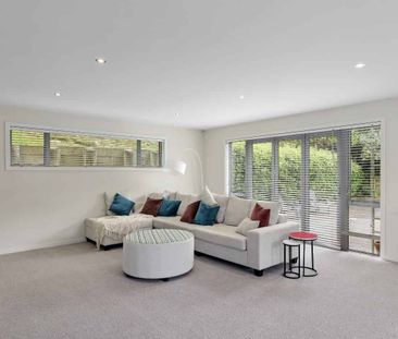 9 Yarnbrook Grove, Churton Park, Wellington City - Photo 4