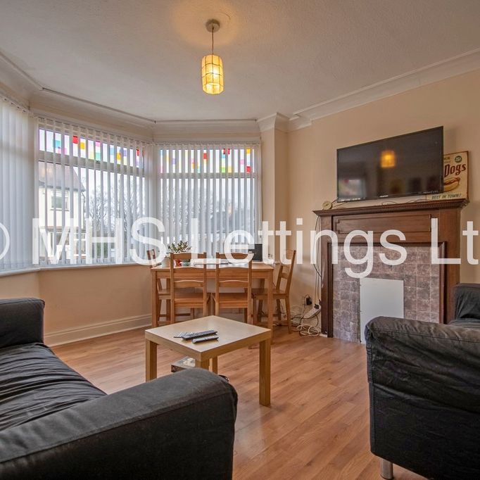 3 Buckingham Avenue, Leeds, LS6 1DJ - Photo 1