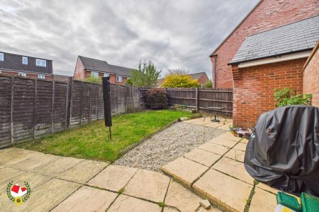 Juniper Way, Coopers Edge, Gloucester - Photo 2