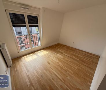 Location Appartement 4 pièces 86m² PUTEAUX 92800 - Photo 2