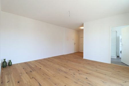 Frisch sanierte 2.5 Zimmer-Wohnung an zentraler Lage - Foto 2