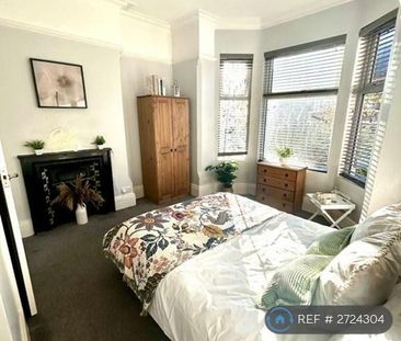 1 bedroom in a house share to rent - Photo 5