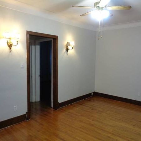 Spacious 3 bedroom apartment in Cote-des-Neiges November/December 1st! - Photo 4