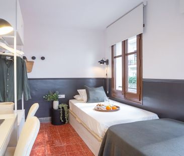 Carrer de lEscorial, Barcelona, Catalonia 08024 - Photo 6