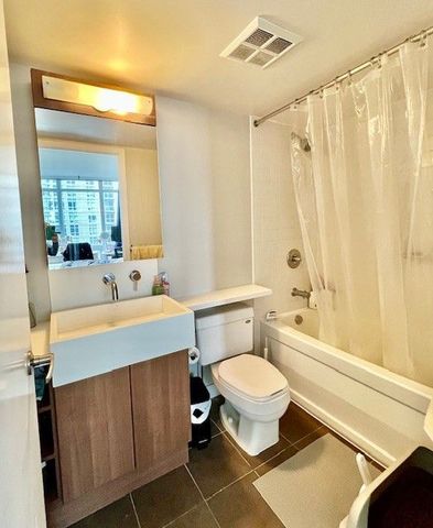 For Lease - 11 Brunel Court Unit# 1810, Toronto, Ontario - Photo 3