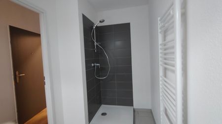 Location Appartement 1 pièce 27m² ROUBAIX 59100 - Photo 2