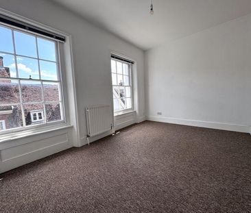 3 bedroom maisonette to rent - Photo 1