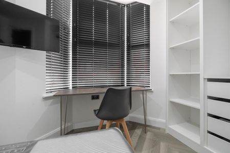 6 bedroom house to rent - Photo 3