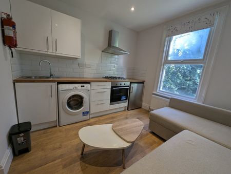 Studio Flat, Crouch End, N8 - Photo 2