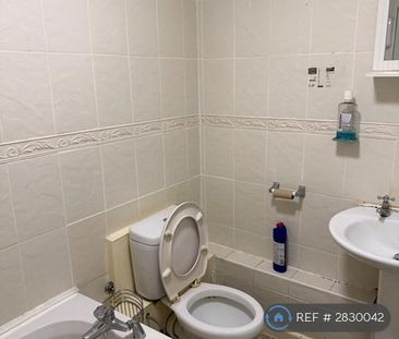 2 bedroom semi-detached house to rent - Photo 5