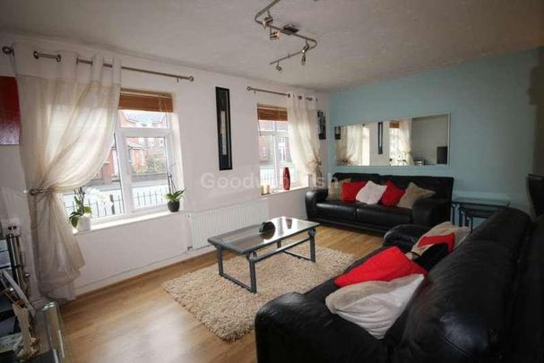 Chorlton Road, Hulme, M15 - Photo 1